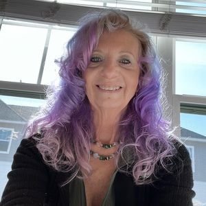 Meet your Posher, Naz